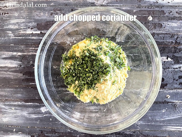 Step 7 – Add&nbsp;<meta charset="UTF-8" />3 tbsp&nbsp;finely&nbsp;<a href="glossary-chopped-coriander-783i">chopped coriander (dhania)</a>.