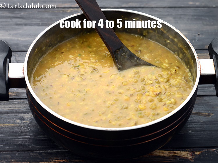 Step 29 – Cook on a slow flame for 4 to 5 minutes, while stirring occasionally.