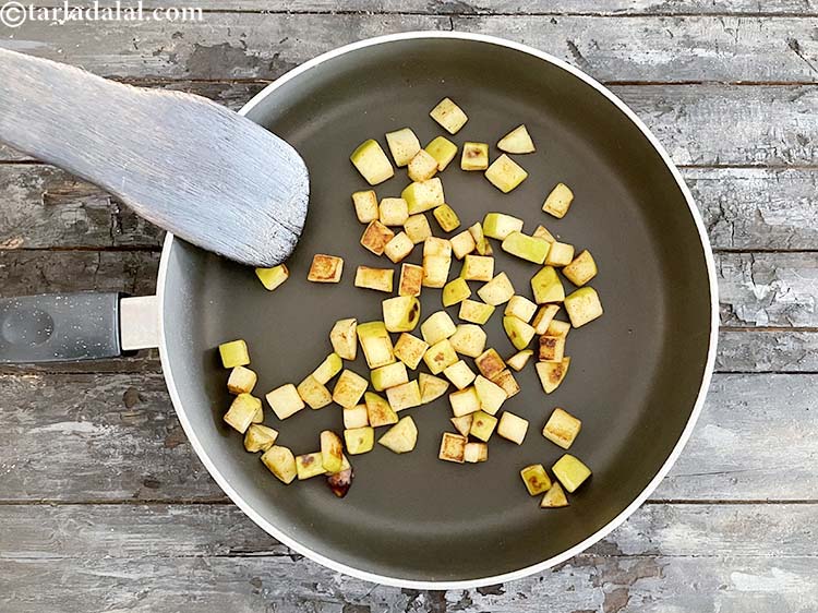 Step 8 – Cook on a medium flame for 1 minute.