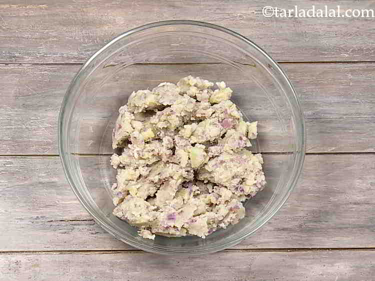 स्टेप 1 – उबले और मैश किए हुए शकरकंद लें। विटामिन ए का …