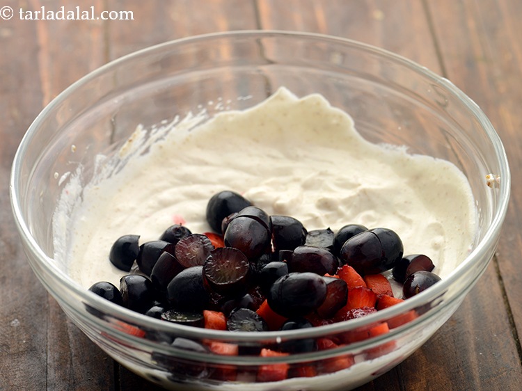 Step 12 – Add black grapes.&nbsp;