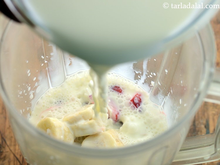 Step 18 – Add 1 1/2 cups&nbsp;<a href="https://www.tarladalal.com/glossary-milk-doodh-full-fat-milk-buffalo-milk-full-cream-milk-514i">milk</a>&nbsp;/ low-fat (99.7% fat-free).&nbsp;1 cup of&nbsp;<a href="https://www.tarladalal.com/recipes-using-milk-514">milk</a>&nbsp;provides 70% of the Recommended …