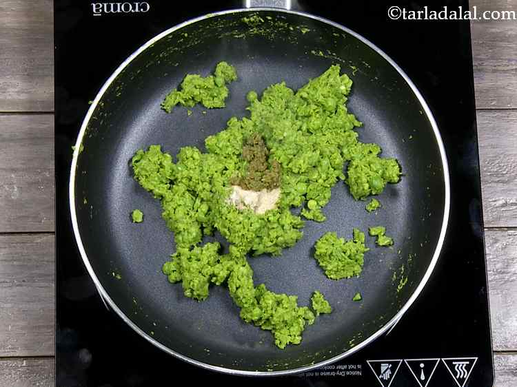 Step 8 – Then add green chilli paste for little spice.