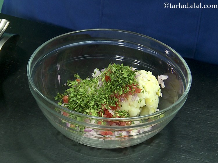 Step 6 – Add the finely chopped coriander (dhania)