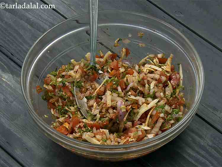 Step 6 – Mix well and your Tava sandwich stuffing is ready!