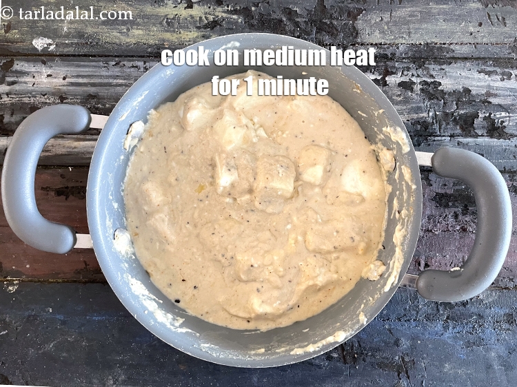 Step 21 – <meta charset="UTF-8" />&nbsp;Cook on a medium flame 1 minute, while stirring occasionally.