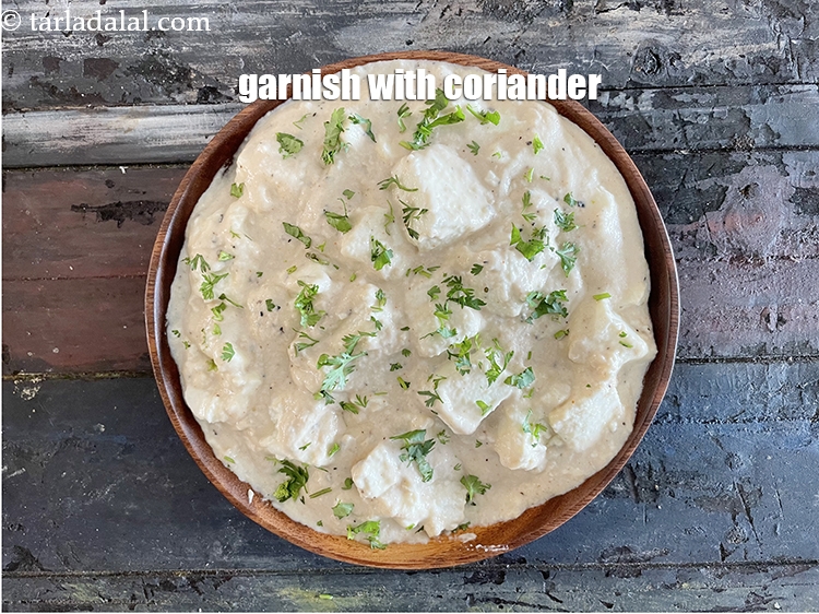 Step 22 – Garnish <strong>paneer kali mirch | paneer kali mirch with white gravy | paneer in black …