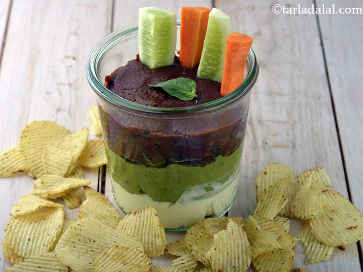 Step 27 – Serve&nbsp;<strong>pesto cream cheese dip | sun dried pesto and cream cheese dip | Indian style …