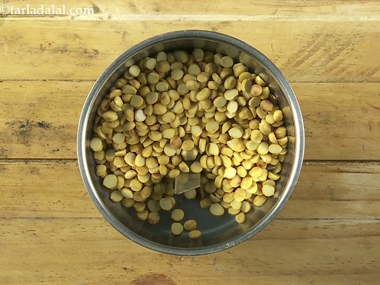 Step 5 – Remove from the flame, cool slightly and transfer to a mixer jar.