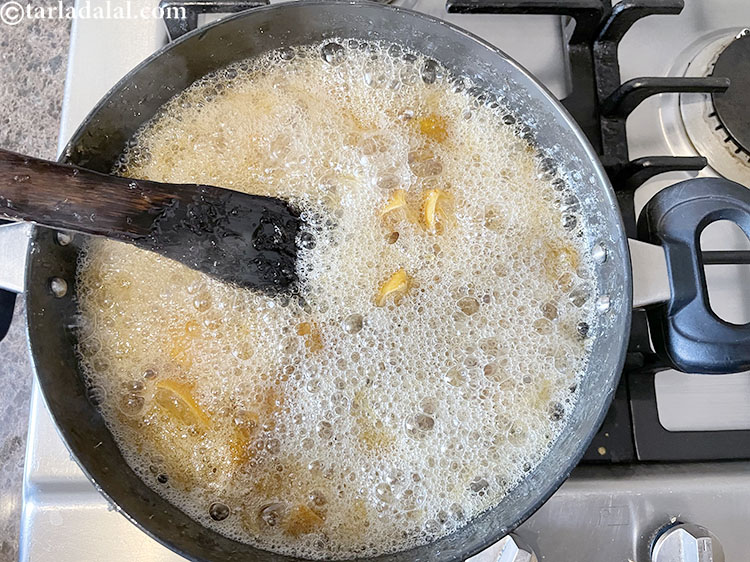 Step 33 – At 19&nbsp;minutes, increase flame to medium and cook. Image 9&nbsp;of cooking. We are almost done.