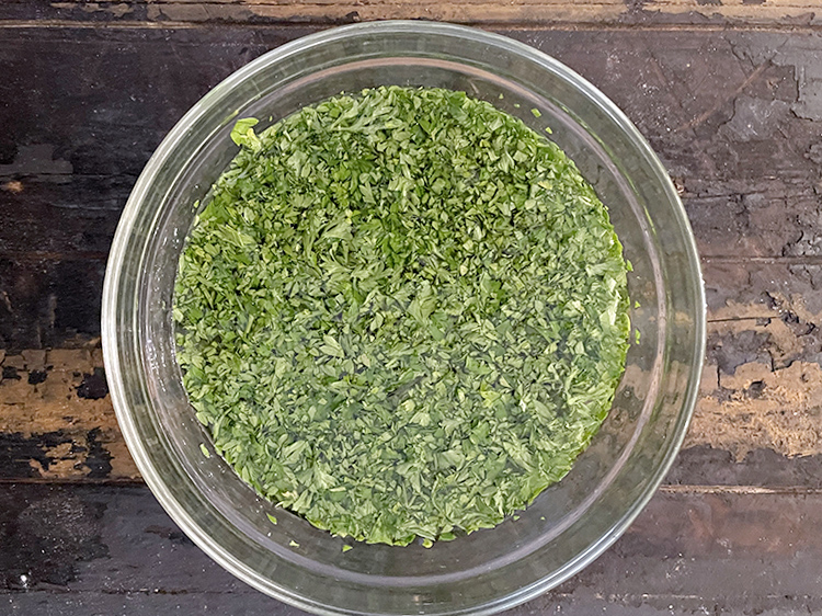 Step 14 – Put the parsley&nbsp;it in a bowl of&nbsp;cold water for 5 minutes. This makes the parsely …