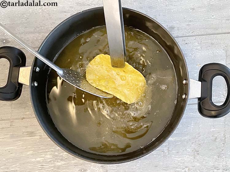 स्टेप 20 – एक बार जब यह हल्का भूरा हो जाए, तो इसे …