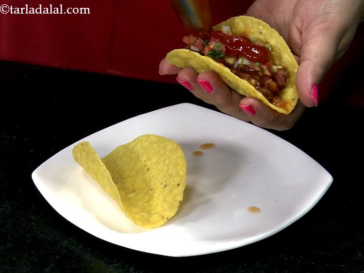 Step 23 – Then 1/2 teaspoon of tomato ketchup.