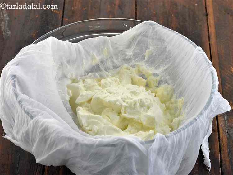 Step 3 – After 20 minutes, the curd will look like this.