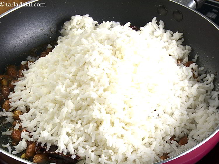 Step 36 – <p>Add rice.</p>