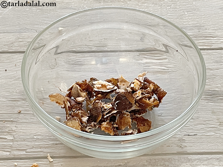 Step 15 – To make tamarind pulp for t<strong>amarind sweet and sour drink recipe | imli masala drink …