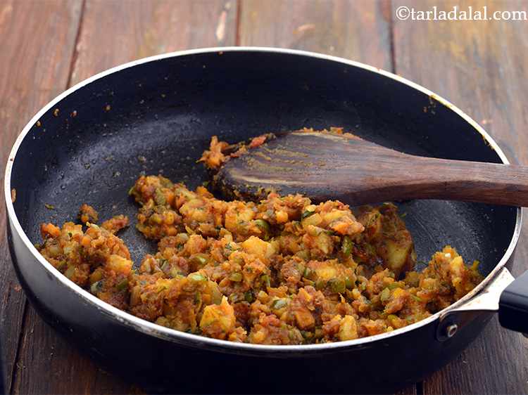 Step 7 – Finally add chilli powder, turmeric powder, chaat masala, garam masala and salt, mix well and …