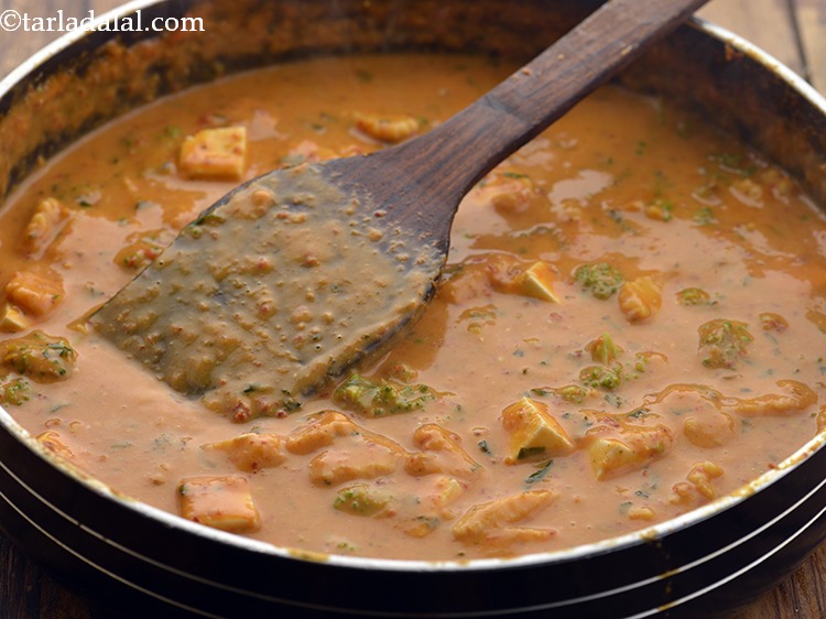 Step 21 – Mix&nbsp;<strong>&nbsp;red thai curry with vegetables |&nbsp; Indian style red thai curry |&nbsp;&nbsp;thai red curry&nbsp;</strong>well and …