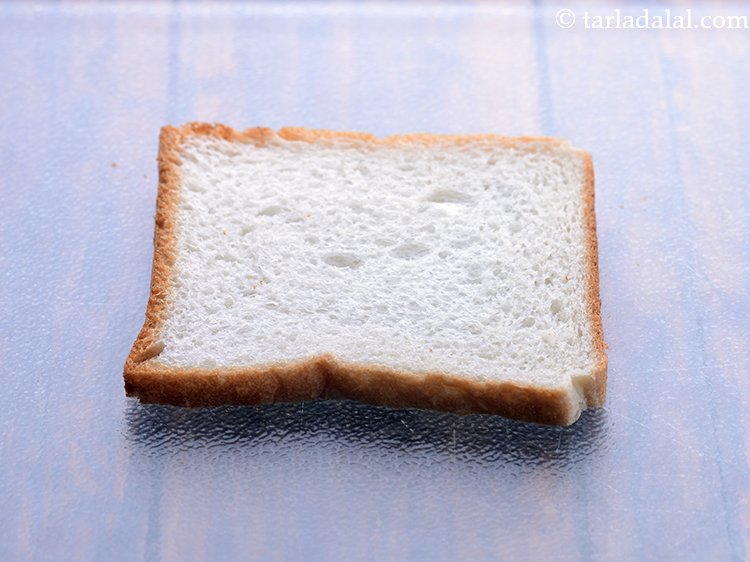 स्टेप 1 – <strong>3 लेयर चीज़ ग्रिल्ड सैंडविच रेसिपी</strong> बनाने के लिए | …