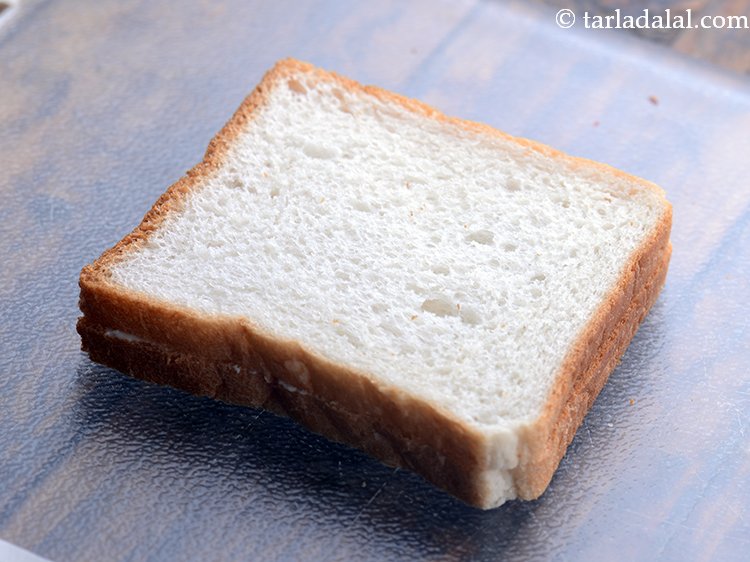 Step 5 – Place another bread slice over it.