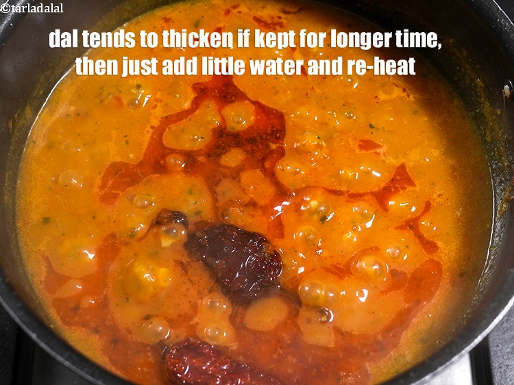 स्टेप 38 – ज्यादा देर तक रखने से दाल गाढ़ी हो जाती है, …