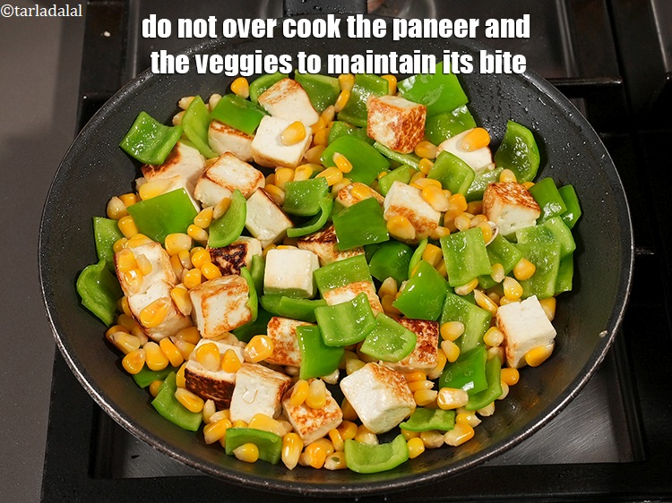 स्टेप 40 – पनीर और सब्जियों का स्वाद बरकरार रखने के लिए उन्हें …