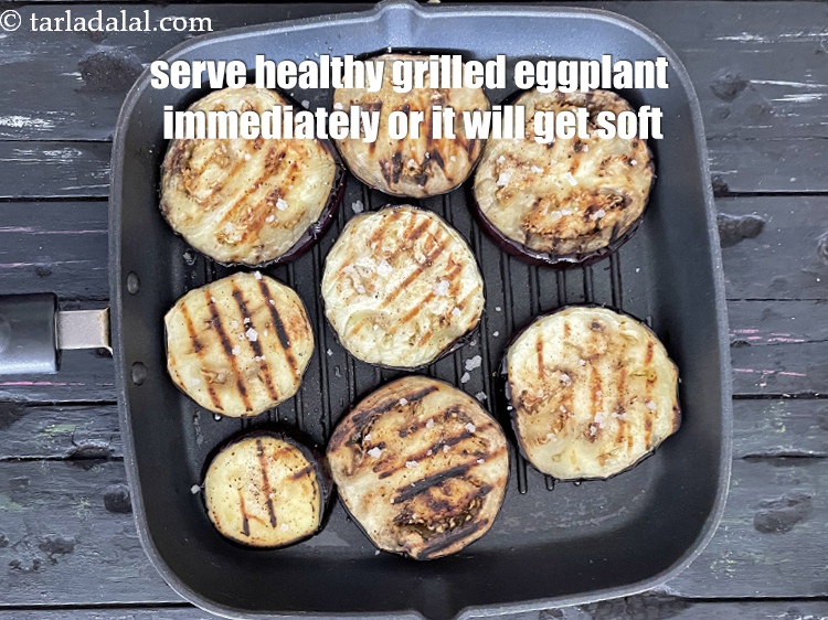 Step 16 – Serve <strong>healthy Indian grilled baingan</strong>&nbsp;immediately as it will get soft over time.