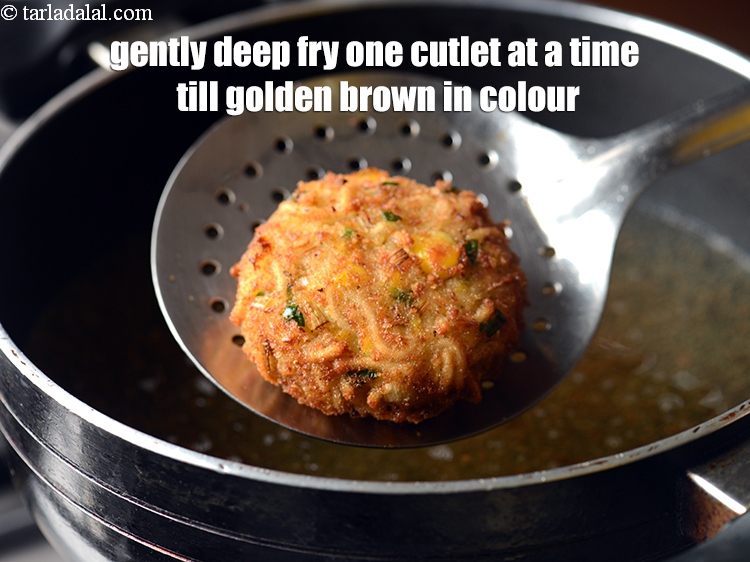 Step 29 – Gently deep fry one cutlet at a time till golden brown in colour.