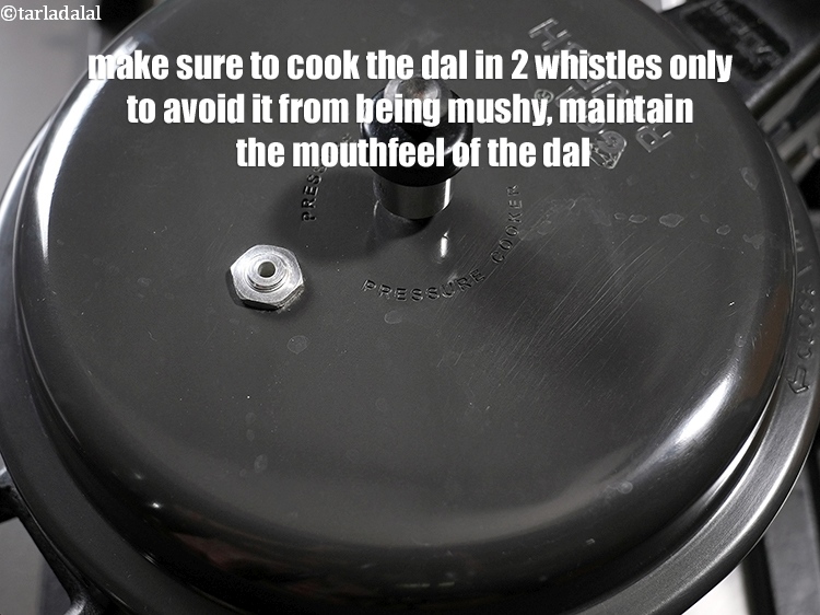 स्टेप 39 – ध्यान रखें कि दाल को गलने से बचाने के लिए …