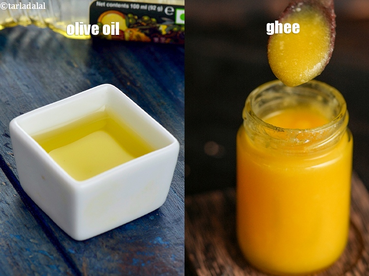 स्टेप 34 – समोसे को ब्रश करने के लिए आप तेल की जगह …