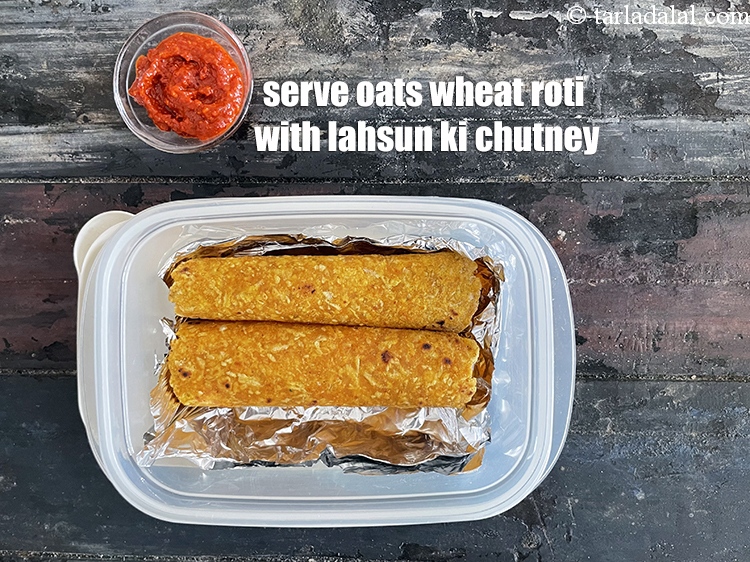 Step 30 – <meta charset="UTF-8" /> Serve&nbsp;<strong>&nbsp;oats wheat roti</strong>&nbsp;with lahsun ki chutney. See how to make <a href="https://www.tarladalal.com/lahsun-ki-chutney-lehsun-chutney-3902r"><strong>lahsun …