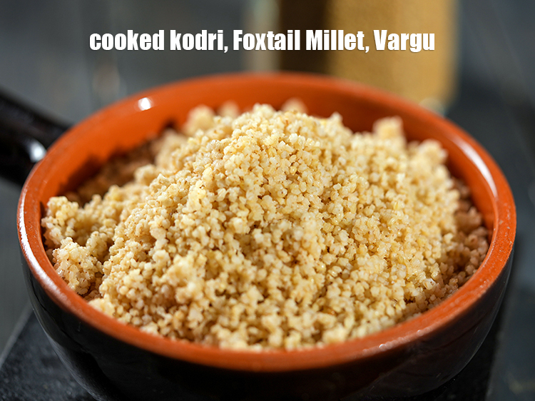 स्टेप 26 – देखें:&nbsp;<a href=""https://www.tarladalal.com/how-to-cook-kodri-foxtail-millet-varagu-hindi-43035r"" target=""_blank"">कोदरी, फॉक्सटेल बाजरा, वर्गू कैसे पकाएं।</a>
