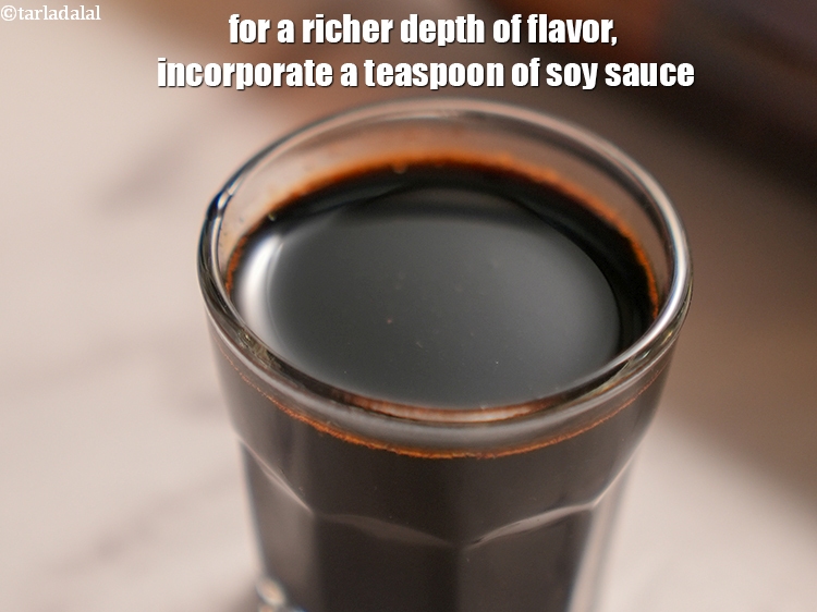 स्टेप 26 – अधिक समृद्ध स्वाद के लिए इसमें एक चम्मच सोया सॉस …