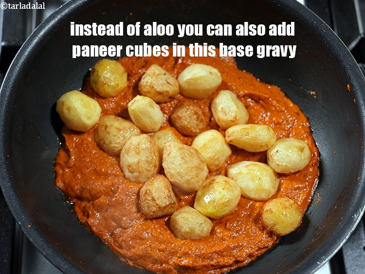 Step 37 – Instead of aloo you can also add paneer cubes in this base gravy.