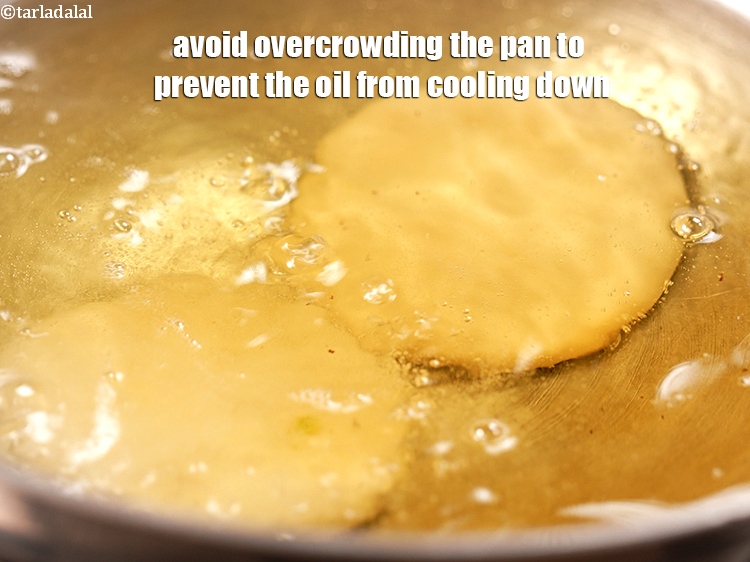 Step 36 – Avoid overcrowding the pan to prevent the oil from cooling down.