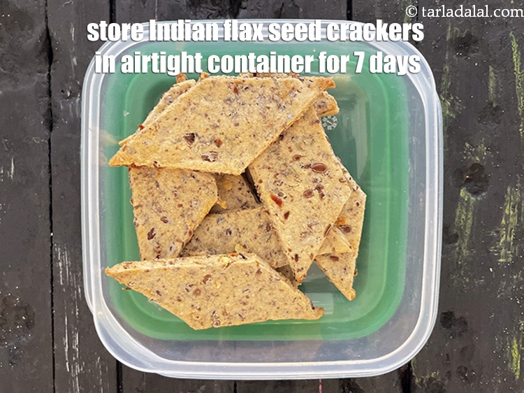 स्टेप 28 – <strong>अलसी के शकरपारा</strong>&nbsp;एक एयर-टाइट कंटेनर में 7 दिनों तक ताज़ा …