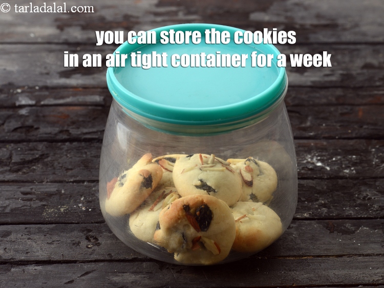 Step 19 – You can store the cookies in an air tight container for a week.