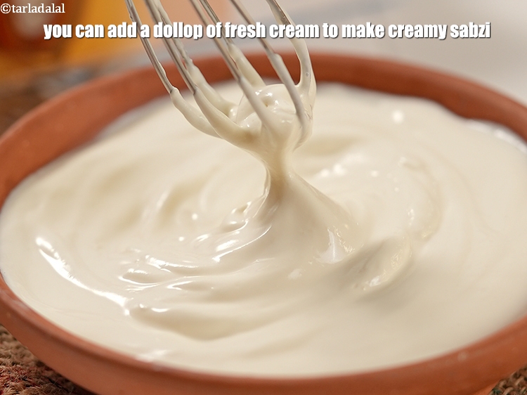 स्टेप 53 – मलाईदार सब्जी बनाने के लिए आप इसमें ताजी क्रीम की …