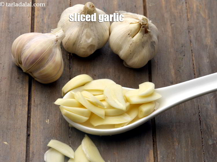 Step 21 – If you wish, you can use thinly sliced garlic.