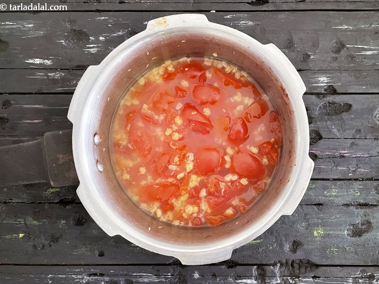 Step 24 – <meta charset="UTF-8" />Remember to cool the tomato mixture before blending.&nbsp;