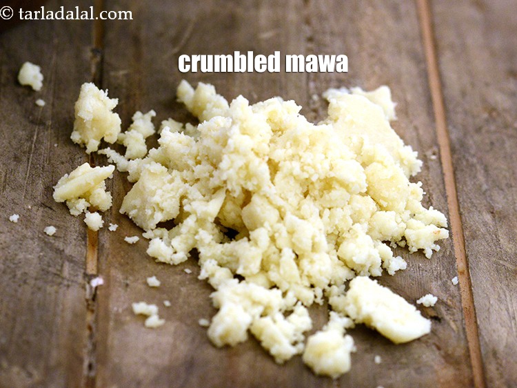 Step 23 – Make sure to measure the mawa 1 1/2 cups = 300 gms correctly.&nbsp;