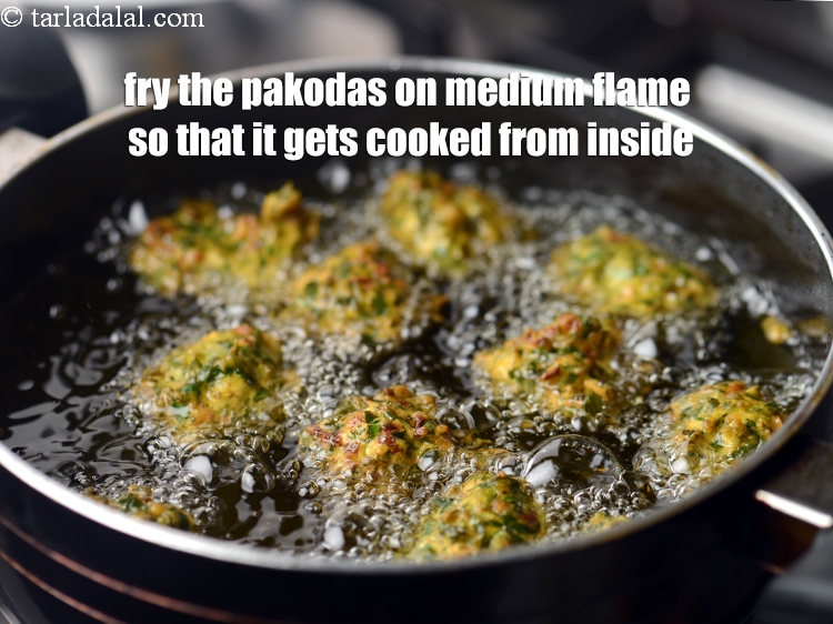 Step 20 – Fry the pakodas on medium flame so that it gets cooked from inside.