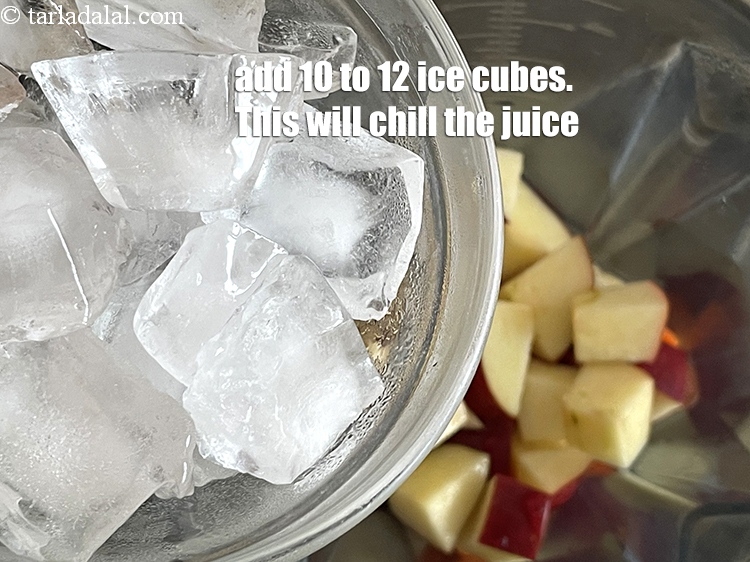 Step 17 – <meta charset="UTF-8" />Add 10 to 12 ice cubes. This will chill the juice.&nbsp;<br /> &nbsp;
