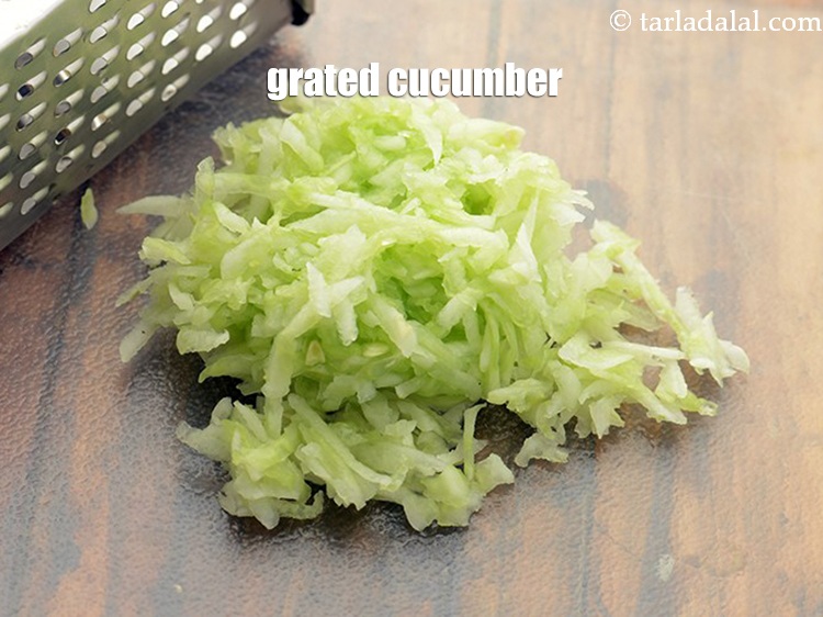 Step 34 – If you don&rsquo;t want carrots you can use grated cucumber.