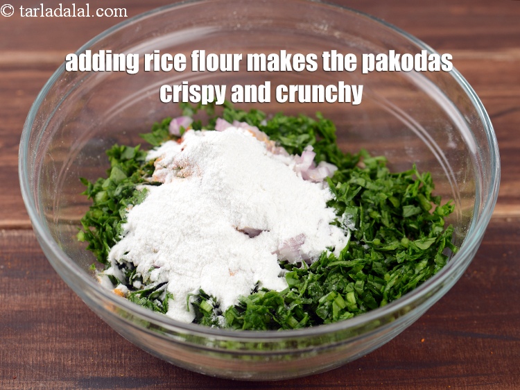 Step 21 – Adding rice flour makes the pakodas crispy and crunchy.