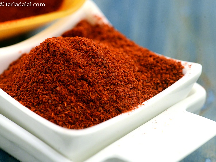 Step 19 – Instead of chilli flakes you can also add red chilli powder.