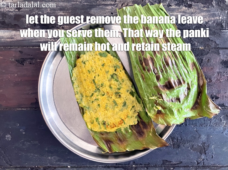 स्टेप 32 – मेहमानों को परोसते समय केले के पत्ते उन्होंने ही हटाने …