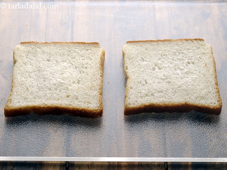 स्टेप 2 – <strong>समोसा सैंडविच रेसिपी</strong> बनाने के लिए | <strong>टोस्टेड समोसा सैंडविच …