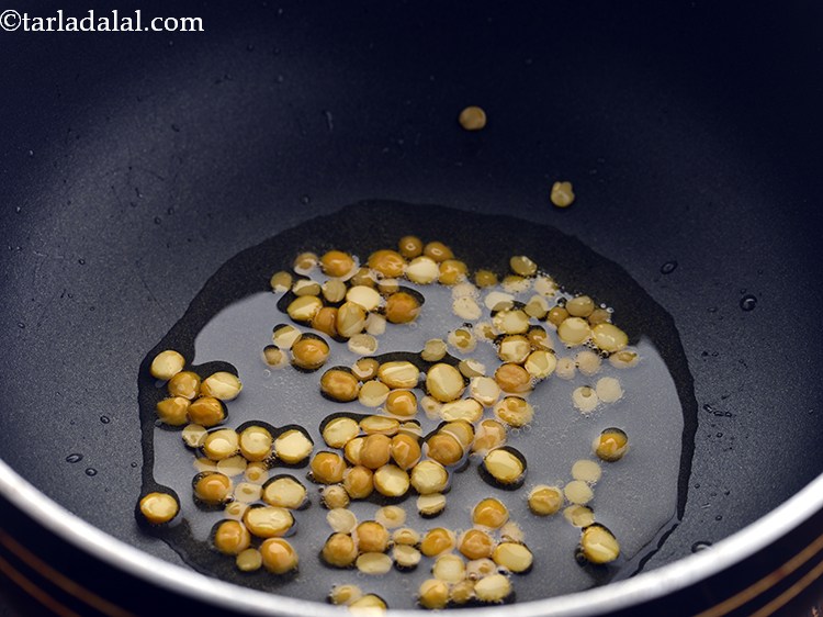 Step 4 – Add the chana dal.&nbsp;