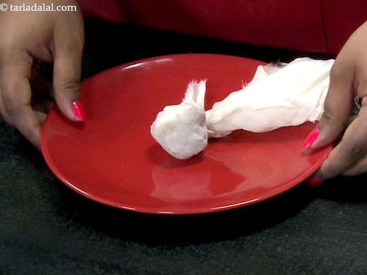 Step 8 – Combine all the ingredients in a muslin cloth, tie a knot and keep the bouquet …